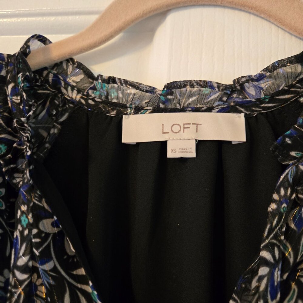 Womens Bundle of 3 Size XS Blouses from Loft - Picture 13 of 16